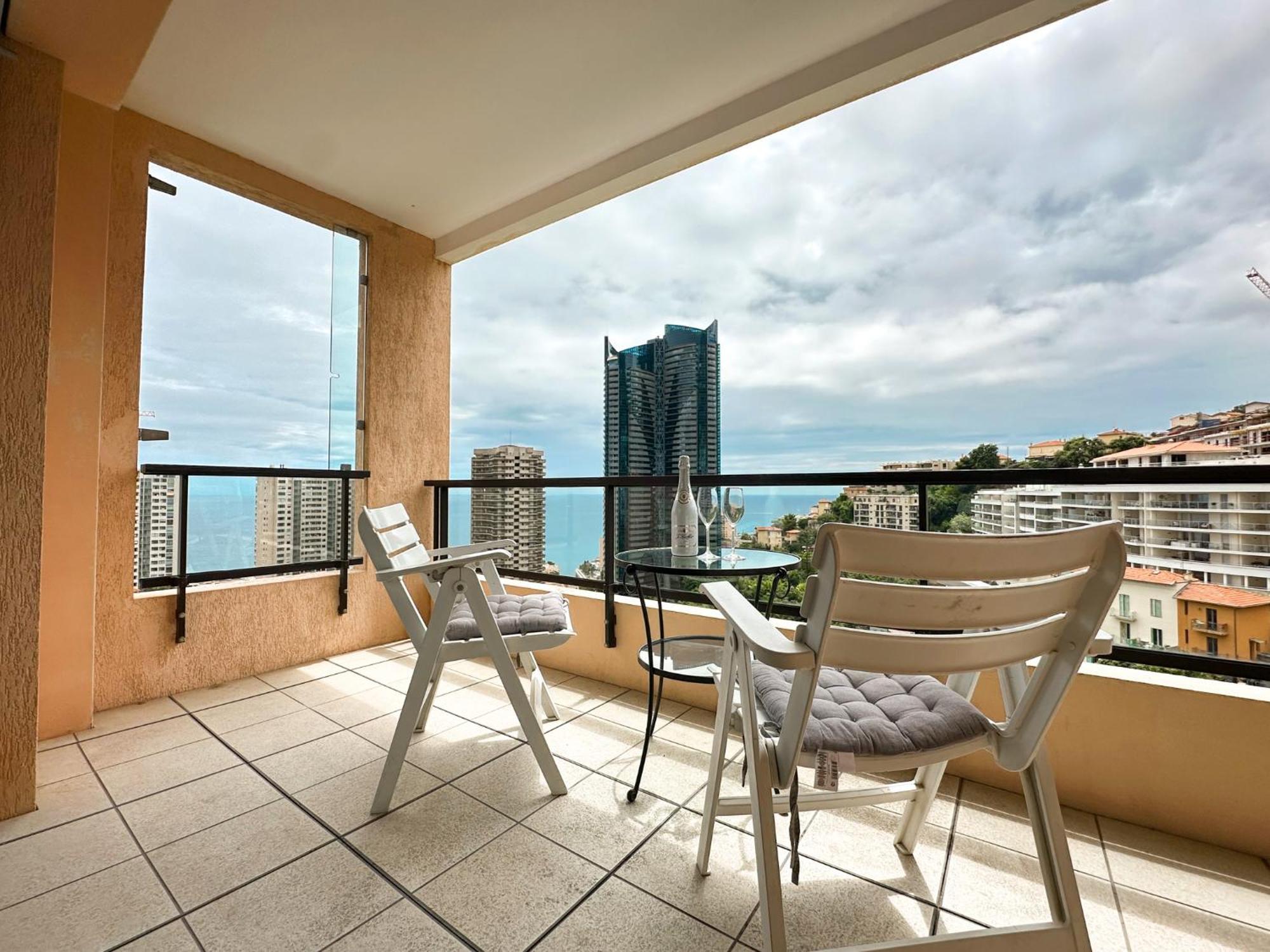Luxurious 3 Rooms, Pool, Bnbrickeys 보솔레이 외부 사진
