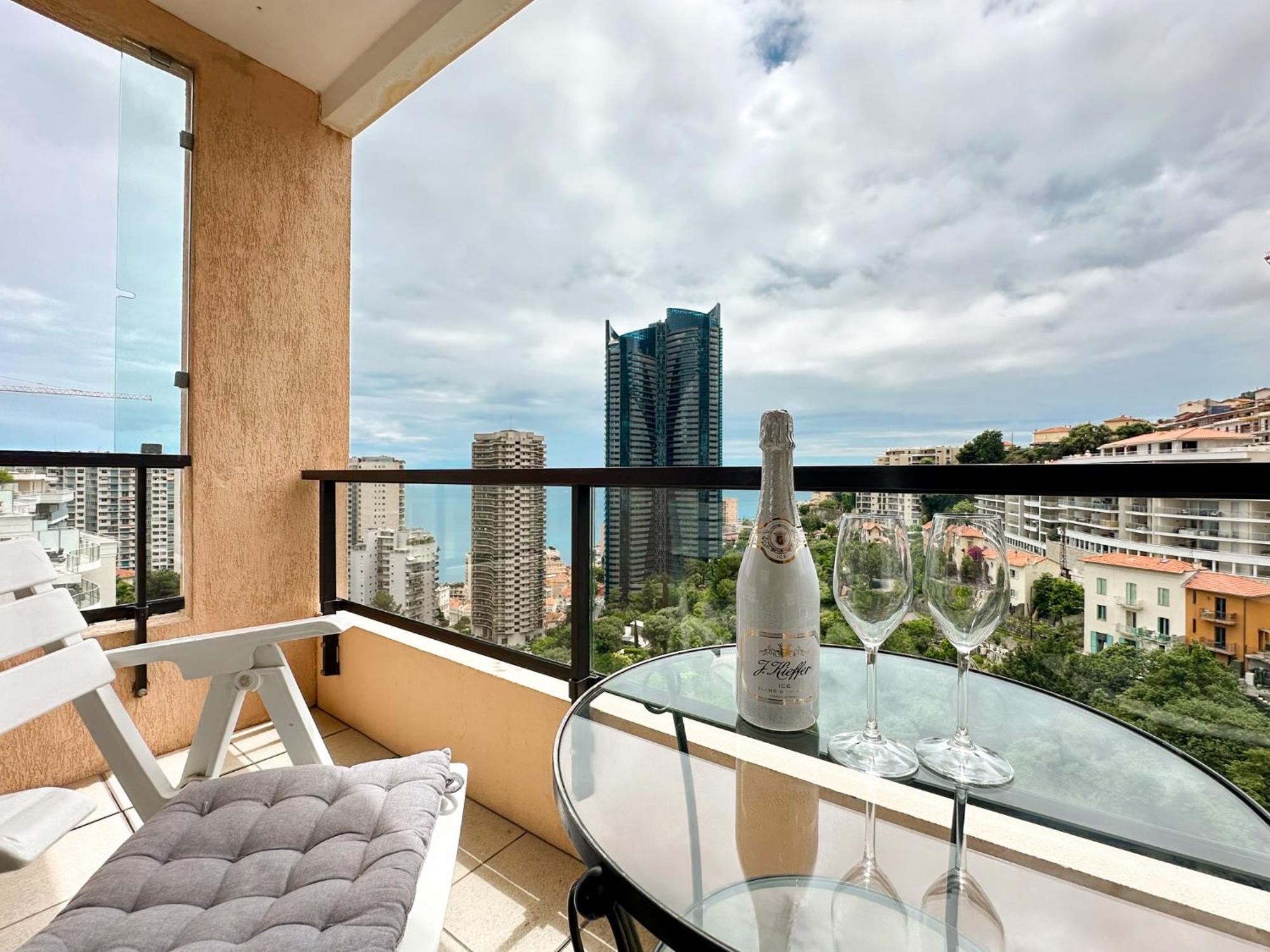 Luxurious 3 Rooms, Pool, Bnbrickeys 보솔레이 외부 사진