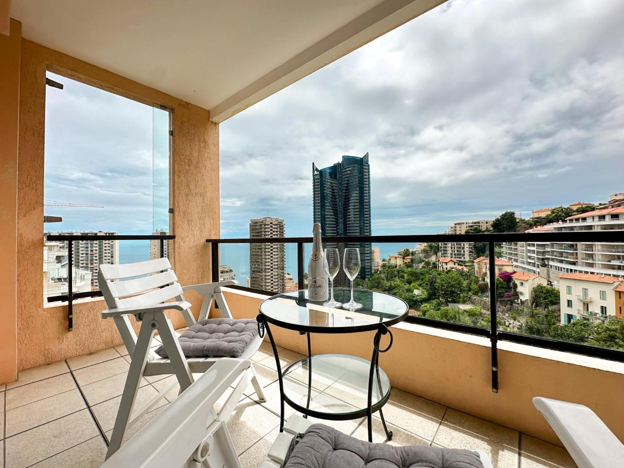 Luxurious 3 Rooms, Pool, Bnbrickeys 보솔레이 외부 사진